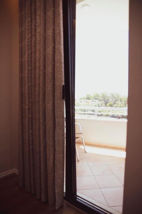 Hotel Continental Durrës Extérieur photo